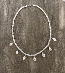 Luxurious CZ Exquisite Choker Necklace - Silver