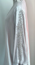 Load image into Gallery viewer, Occasion Abayas- Glamour