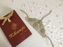 Charger l&#39;image dans la galerie, Premium Swarovski Embellished Bridal Scarf